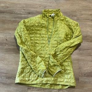 Patagonia puff jacket